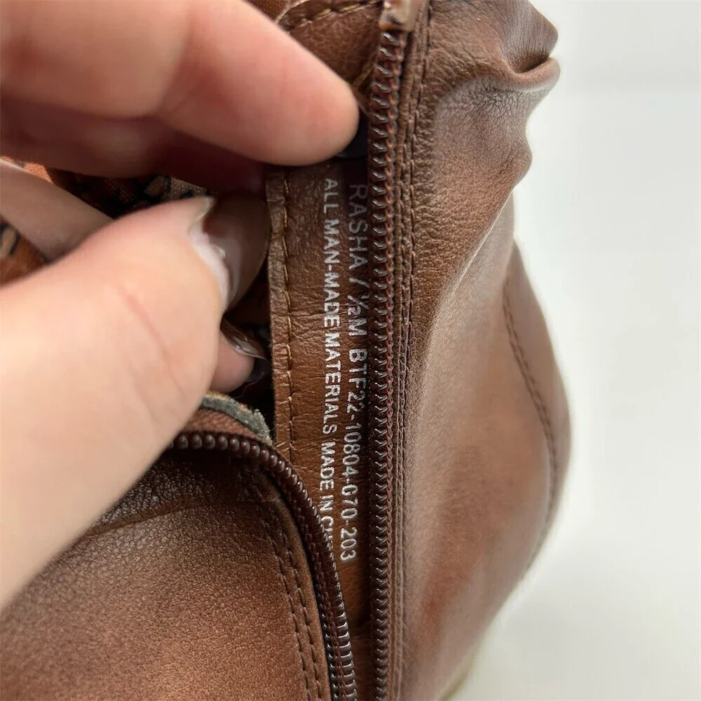 BareTraps Womens Brown Ankle Booties Block Heel Side Zip Slouch Cuff Size 7.5